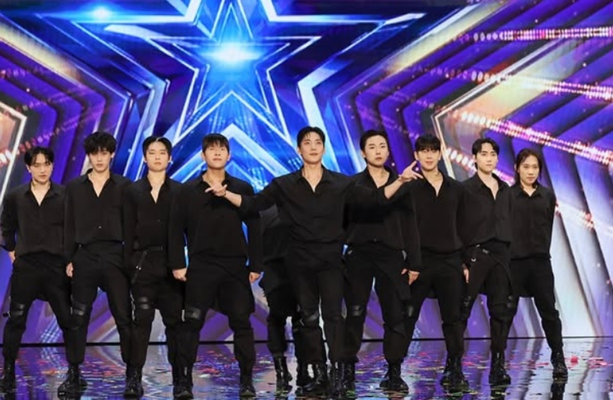 Đội ảo thuật thuần Hàn HundredFingers giành “Golden Buzzer” của America's  Got Talent