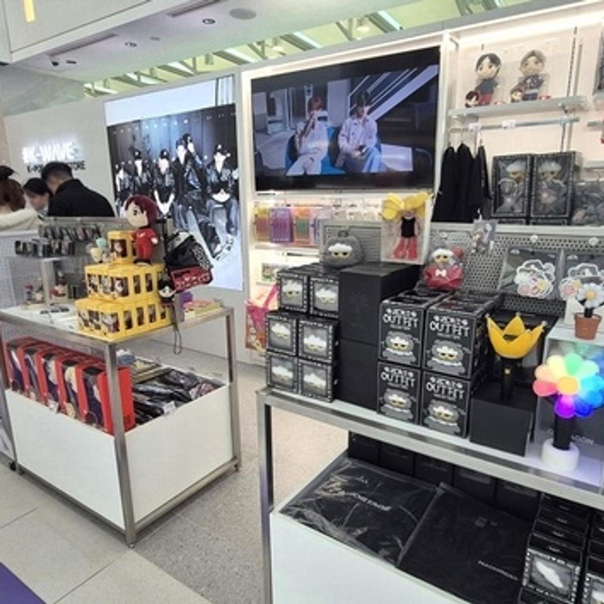BTSグッズ品切れ騒動…シンセゲ免税店「K-WAVEゾーン」売上が120%急増