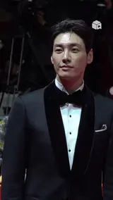 조각이 걸어들어오는데 그 조각이 에스코트까지 해줄 때 #김영광 [썸바디] | BIFF 2022