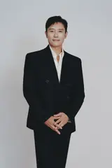 [訪談] '沒有其他選擇' 李炳憲② “對AI影像感到危機，自己和李政宰出現的影像也看過”