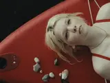 Thay vì Berlin, Cannes, 'Âm thanh của sự rơi' là một nước đi thần thánh