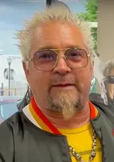 Guy Fieri, le chef de 'Food Network', subit une opération d'urgence pour une déchirure musculaire... 