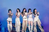 LE SSERAFIM trang hoàng đêm bế mạc BlizzCon 2026 của Mỹ…hứa hẹn “món quà” tại Bắc Mỹ sau 3 năm
