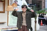 Director Jang Hang-jun, Citizens Gather for Coffee Truck Event Promising 10 Million at Seoul Square... 