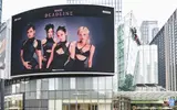[Photo &] BLACKPINK's 'DEADLINE' Achieves 1.774 Million Copies in First Week... Dominating Landmarks in China and Japan