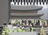 [カルチャー&] BTSグローバルファン「入国ラッシュ」…法務省、特別入国審査対策を稼働