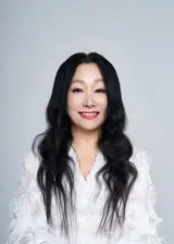 ［K-POPニュース］「デビュー50周年」ハン・ヨンエ、（バンド）復活のキム・テウォンが40周年で復活させた楽曲「スノーレイン」でカムバックコンサート開催