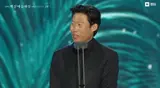 【第62回 百想芸術大賞 光り輝く瞬間】ユ・ヘジン、リュ・スンリョンが大賞の栄誉…30年来の親友同士の友情が輝いた