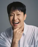 《應答吧！垃圾→蠟筆小新》導演人選曝光　鄭宇，人事娛樂簽下專屬合約…演員兼創作者迎新起點