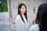 ‘The Eye: The Gaze’ Shin Min-a Transforms into Twin Sisters in One Role—1 Person, 2 Characters! A Meticulous Performance of the Eyeballs!