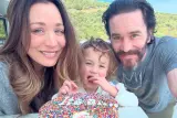 Kaley Cuoco (Penny) anuncia un segundo embarazo con su pareja Tom Pelphrey… “Los niños primero, y viviremos según nuestro propio orden”