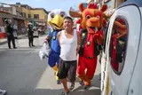 Targeting Soccer Fans: Peru Police Disguise Themselves as a World Cup Mascot, Catch a Drug Suspect