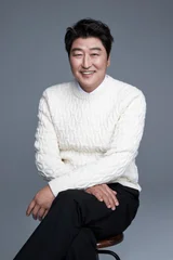 송강호의 OTT 시리즈 진출! 〈삼식이 삼촌〉, 올 상반기 디즈니+에서 공개