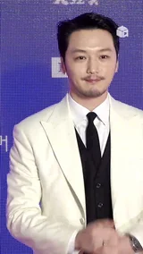 팬들 주접 애써 무시하다 결국 변요한 함박웃음ㅋㅋㅋ
