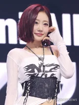 生命之吻朱莉，酒吧CCTV泄露争议…所属公司称“因私生活无法回答”