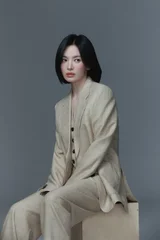 Song Hye-kyo Ends Her Partnership With UAA After 14 Years in a “Beautiful Breakup”…Plans to Go Solo With a One-Person Agency