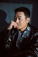 [인터뷰] 〈로비〉 하정우 감독·배우 “원래 연출만 하려던 작품… 박해수에게 주인공 제안했었다”