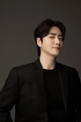 イ・ジュンヒョク、SBSの新ドラマ『覚醒』に出演決定... 初の悪魔祓いの神父に変身