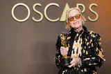 女優エイミー・マディガン、75歳で生涯初の助演女優賞… 40年ぶりの快挙