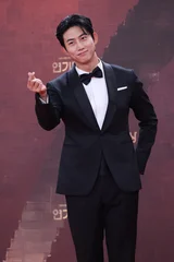 2PM’s Ok Taec-yeon Will Become a “Sold-Out Guy” Today (24th)… “A Wedding Vow After a Century with a Longtime Partner”