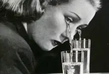 울어라, 이래도 울지 않을 텐가! 억지 신파로 평가 받은 영화들