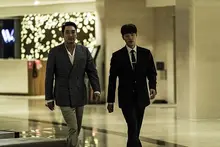 <독전>, 홍콩영화 리메이크의 한계
