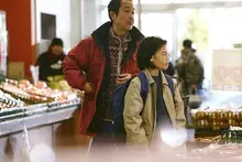 <어느 가족>, 절반의 진실로 가족의 의미를 묻는다