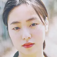 촌스러움과 세련됨이 공존하는 얼굴, 올해의 기대주 '전여빈'