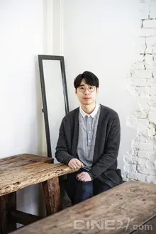<국가부도의 날> 엄성민 작가, 현실의 뿌리에 상상력을 더한다