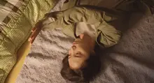 <밤의 문이 열린다>, 다층의 결을 지나 비로소 모습을 드러내는 질문들