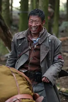 시대를 초월한 닮은꼴! 역사책 찢고 나온 것 같은 배우들