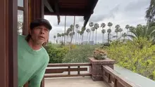 기상 캐스터로 전업한 브래드 피트