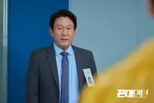 <꼰대인턴>, 진짜 제목은 <꼰대 액츄얼리>가 아닐까?