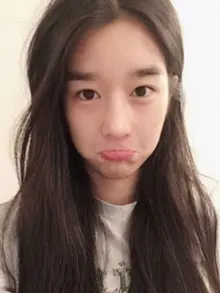 '사이코' 화장 지우자 10배 더 예뻐져 화제인 서예지 일상 사진