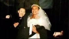 결혼식 당일 황정민이 웨딩드레스를 입은 진짜 사연은?