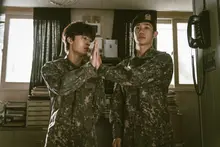 <D.P.>가 너무 많이 보여주는 것과 끝내 드러내지 못한 것