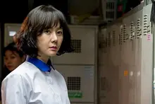 <카트>, 투명인간 취급을 받던 텅 빈 회의실을 기억하며