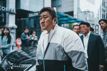 [할리우드 소식] <범죄도시> 할리우드에서 리메이크·<아이언맨> 15주년 기념 캐스팅 비화 공개 등