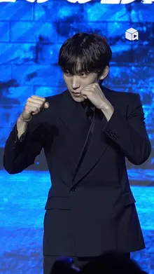 이상이 전설의 한예종 10학번 과대답게 복싱 포즈 잘하는 거 보실 분? [사냥개들]
