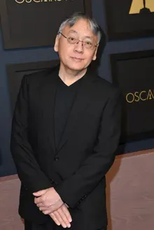 가즈오 이시구로 작가의 동명 데뷔 소설 원작〈창백한 언덕 풍경〉 영화화