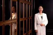[인터뷰] 〈딸에 대하여〉 오민애 “용기 내서 씩씩하게 한번 살아보자 말하고 싶다”