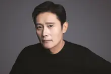 イ・ビョンホン、第50回トロント国際映画祭特別功労賞受賞者に選ばれる！