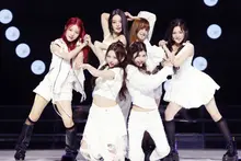 [Ảnh hiện trường] Nhóm AtHeart biểu diễn tại showcase phát hành mini album đầu tiên!