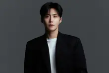 キム・ソノ、家族法人の脱税疑惑を否定...ファンタジオ「演劇活動の目的で、廃業手続き中」