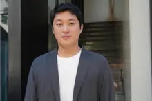 [KT AI P.A.N. 采访 ⑤] 寻找 AI 时代的生存策略，KT集团媒体 IP 部门最佳 '灾难少女音乐视频（全球）' 之山X杰森