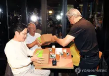 Người bạn thân của trò chơi mực?! Jensen Huang, Lee Jae-yong, Chung Eui-sun cùng nhau thưởng thức