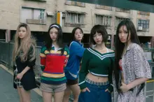 뉴진스 '남극 체류 멤버' 다니엘 아닌 하니?...우수아이아 목격담 화제