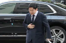 [Ảnh&] Bang Si-hyuk của HYBE, gần đây bị triệu tập điều tra thêm 2 lần