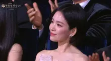 Diễn viên Song Hye-kyo, lý do không tham gia thảm đỏ Giải thưởng Điện ảnh Thanh Long được tiết lộ muộn... 
