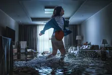 グローバル1位 vs. 倒れたポップコーン、『大洪水』のグローバル反応は